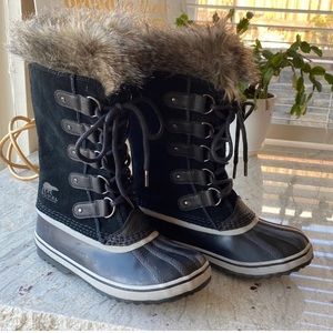 Womens brand new Joan of Artic Sorel boots